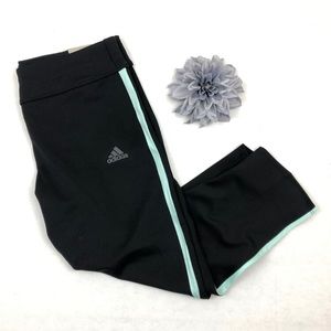 NWT Adidas Response Capri Tights